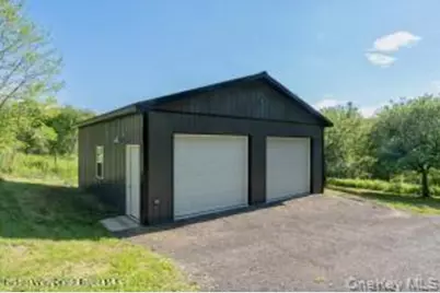 884 Camby Road, Millbrook, NY 12545 - Photo 8