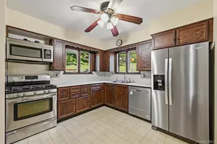 27 Free Hill Rd, Tomkins Cove, NY 10986 - Photo 18