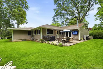 25 Edcris Lane, Huntington, NY 11743 - Photo 34