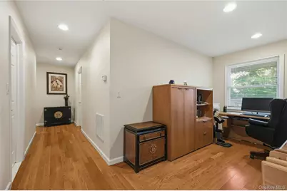 25 Edcris Lane, Huntington, NY 11743 - Photo 24