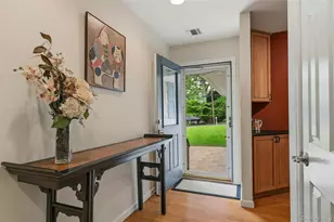 25 Edcris Ln, Huntington, NY 11743 - Photo 6