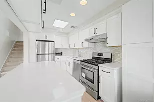 120-27 Riviera Ct, College Point, NY 11356 - Photo 18