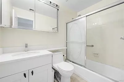 12027 Riviera Court #2B, College Point, NY 11356 - Photo 26
