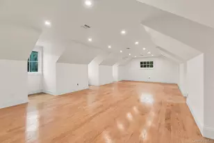 12 Saddle Ridge Rd, Old Westbury, NY 11568 - Photo 32