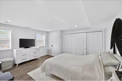 223 Artist Lake Drive, Middle Island, NY 11953 - Photo 10