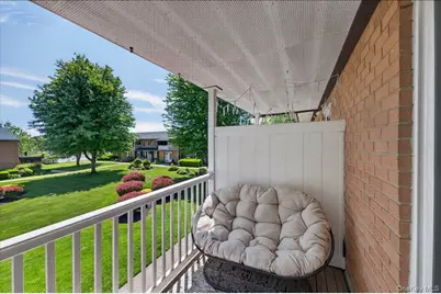 223 Artist Lake Drive, Middle Island, NY 11953 - Photo 14