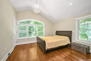 51 Deepdale Dr, Manhasset, NY 11030 - Photo 14