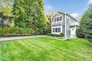 188 S Country Rd, Remsenburg, NY 11960 - Photo 2