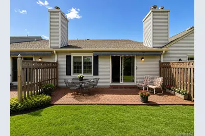 2555 Youngs Avenue #1D, Southold, NY 11971 - Photo 8