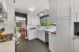 127 Stone Bridge Square, Chappaqua, NY 10514 - Photo 4