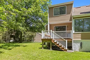 127 Stone Bridge Square, Chappaqua, NY 10514 - Photo 20