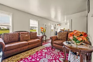 200 Lowndes Ave, Huntington Station, NY 11746 - Photo 10