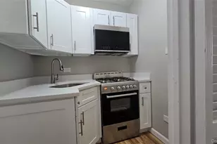 89-00 170th St, Jamaica, NY 11432 - Photo 6