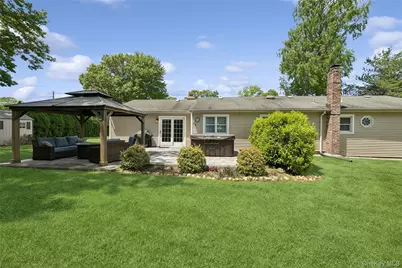 23 Meroke Lane, Rocky Point, NY 11778 - Photo 2