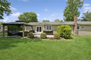 23 Meroke Ln, Rocky Point, NY 11778 - Photo 2