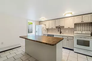 280 Holbrook Rd, Ronkonkoma, NY 11779 - Photo 24