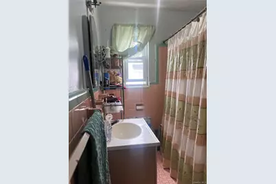 311 Beach 17, Far Rockaway, NY 11691 - Photo 12