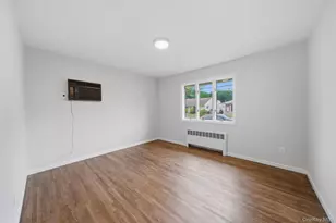 986 Cayuga Rd, West Hempstead, NY 11552 - Photo 14