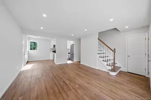 986 Cayuga Rd, West Hempstead, NY 11552 - Photo 8