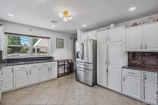 2454 Jefferson St, East Meadow, NY 11554 - Photo 4