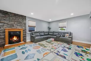 2454 Jefferson St, East Meadow, NY 11554 - Photo 10