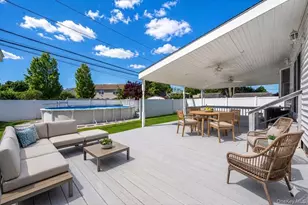 2454 Jefferson St, East Meadow, NY 11554 - Photo 2