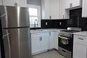 23 Maple Ave, Hempstead, NY 11550 - Photo 4