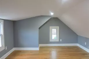 23 Maple Ave, Hempstead, NY 11550 - Photo 8