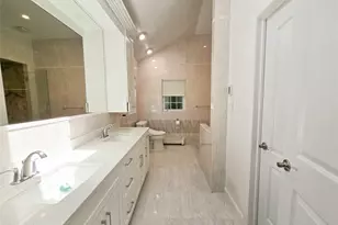 249 Cold Spring Rd, Syosset, NY 11791 - Photo 16
