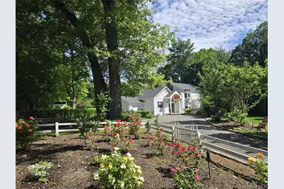 249 Cold Spring Road, Syosset, NY 11791 - Photo 2