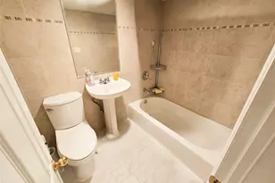 249 Cold Spring Rd, Syosset, NY 11791 - Photo 18