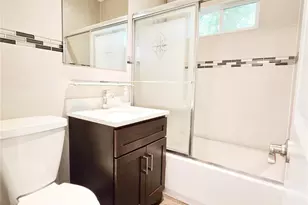 249 Cold Spring Rd, Syosset, NY 11791 - Photo 20