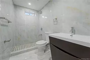 120-37 170th St, Jamaica, NY 11434 - Photo 24