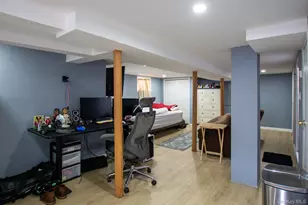 51 Hoffman St, Franklin Square, NY 11010 - Photo 18