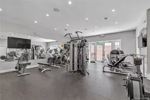 402 Grist Mill Cir, Roslyn, NY 11576 - Photo 24