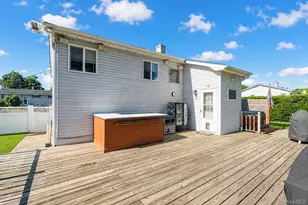 129 Sherman St, Brentwood, NY 11717 - Photo 26
