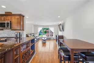 129 Sherman St, Brentwood, NY 11717 - Photo 6