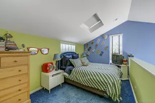 121 Laurel Ln, Syosset, NY 11791 - Photo 22