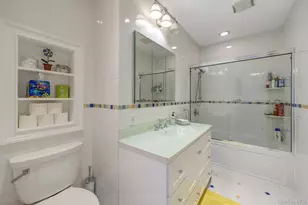 121 Laurel Ln, Syosset, NY 11791 - Photo 24