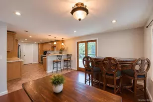 3 Sugar Pine Cir, Medford, NY 11763 - Photo 12