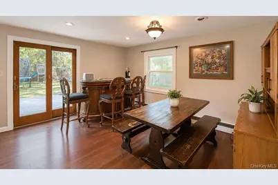 3 Sugar Pine Circle, Medford, NY 11763 - Photo 10