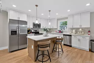 9 Okane St, Central Islip, NY 11722 - Photo 4