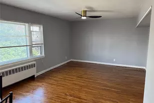 107 Gibson Blvd, Valley Stream, NY 11581 - Photo 14