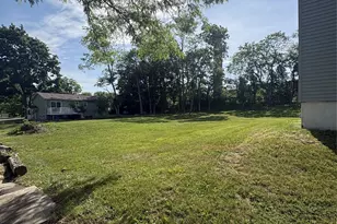 11 Fallkill Ave, Poughkeepsie, NY 12601 - Photo 8