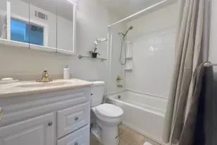 66 Bailey Ct, Middle Island, NY 11953 - Photo 18