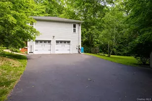 164 Bohl Rd, Hopewell Junction, NY 12533 - Photo 2