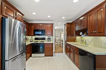 17 Cross River Road, Mount Kisco, NY 10549 - Photo 6