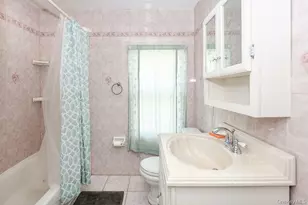 81 Summers St, Oyster Bay, NY 11771 - Photo 14