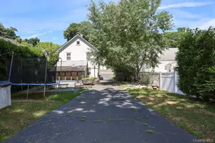 81 Summers St, Oyster Bay, NY 11771 - Photo 16