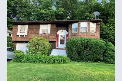 11 Harmony Lane, Glen Cove, NY 11542 - Photo 1